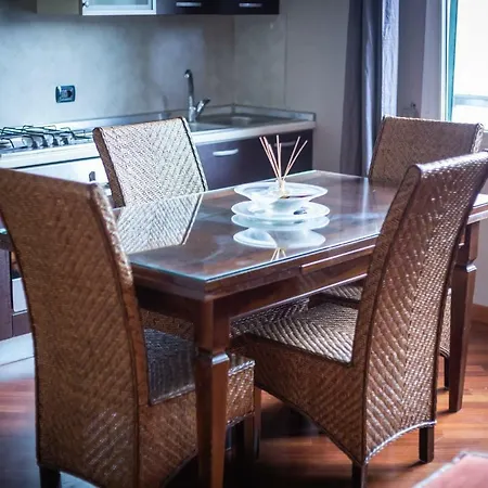 アパート Cinematic Modern Flat, 100 Mt Da Ospedale *