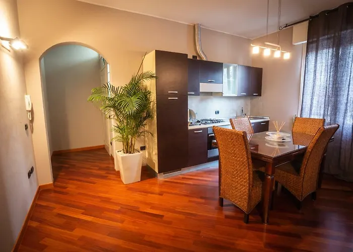 Cinematic Modern Flat, 100 Mt Da Ospedale Appartement