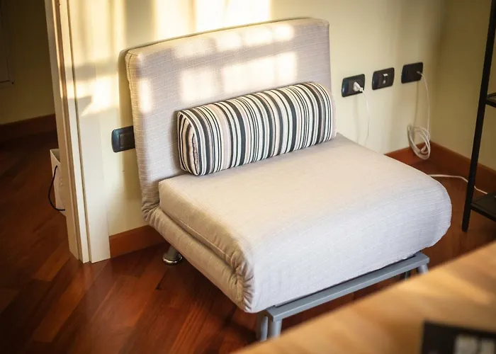 Cinematic Modern Flat, 100 Mt Da Ospedale Ravenna