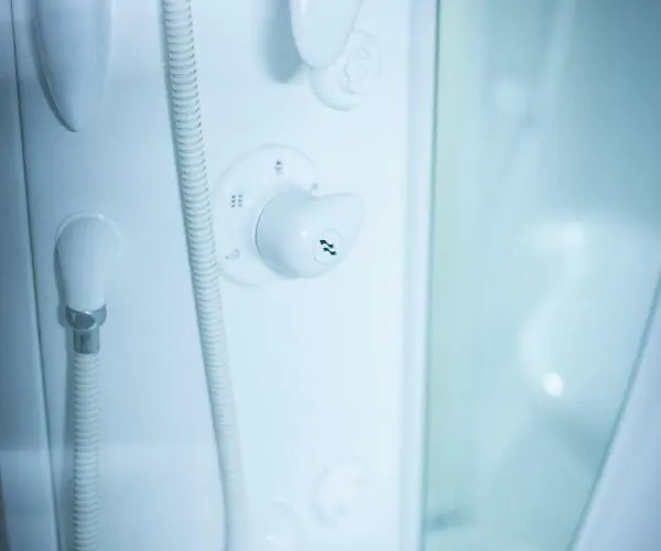 Cinematic Modern Flat, 100 Mt Da Ospedale Lägenhet *