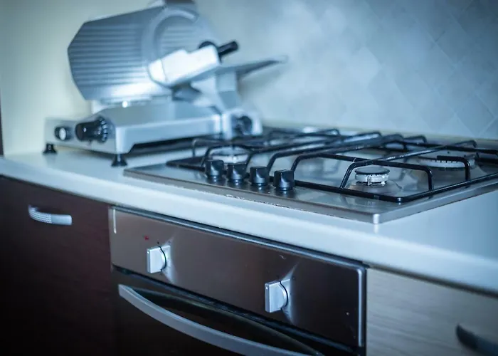 Cinematic Modern Flat, 100 Mt Da Ospedale Ravenne